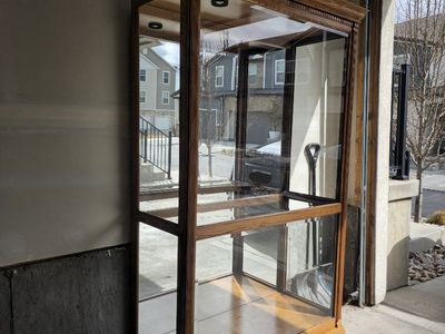 Howard Miller Townsend Curio Cabinet