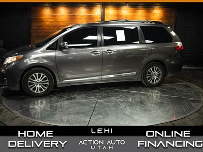 2019 TOYOTA SIENNA XLE 8-Passenger