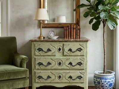 GORGEOUS Minton Spidell French Provincial Chest