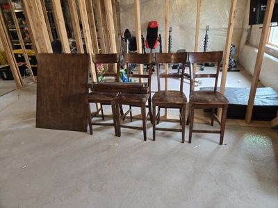 Counter Height Table and 4 Chairs