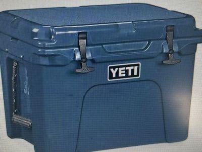 Yeti Tundra 35 Navy Blue Cooler