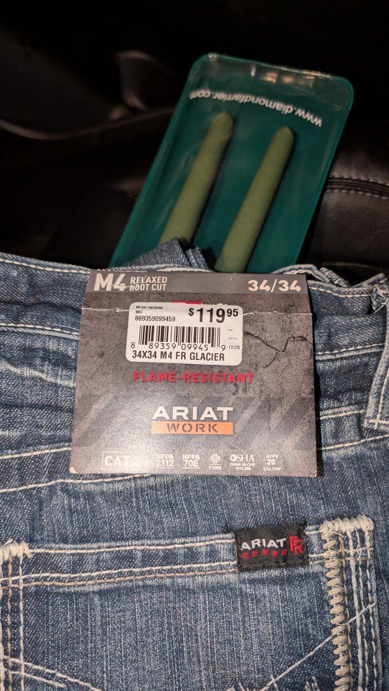 Ariat Levi's new 34x34
