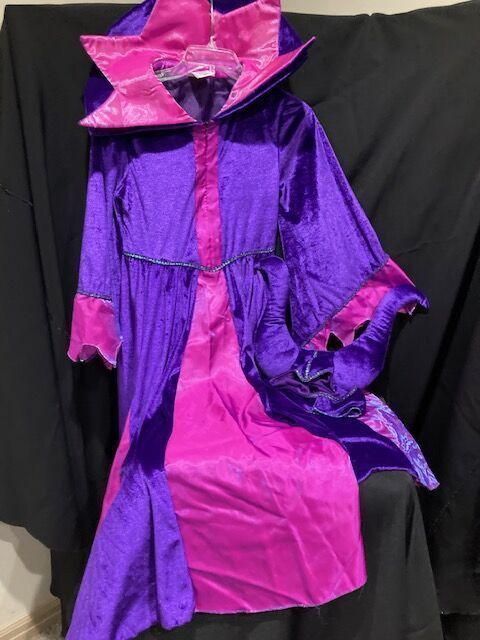 Disney Store MALEFICENT w/headpiece    $25