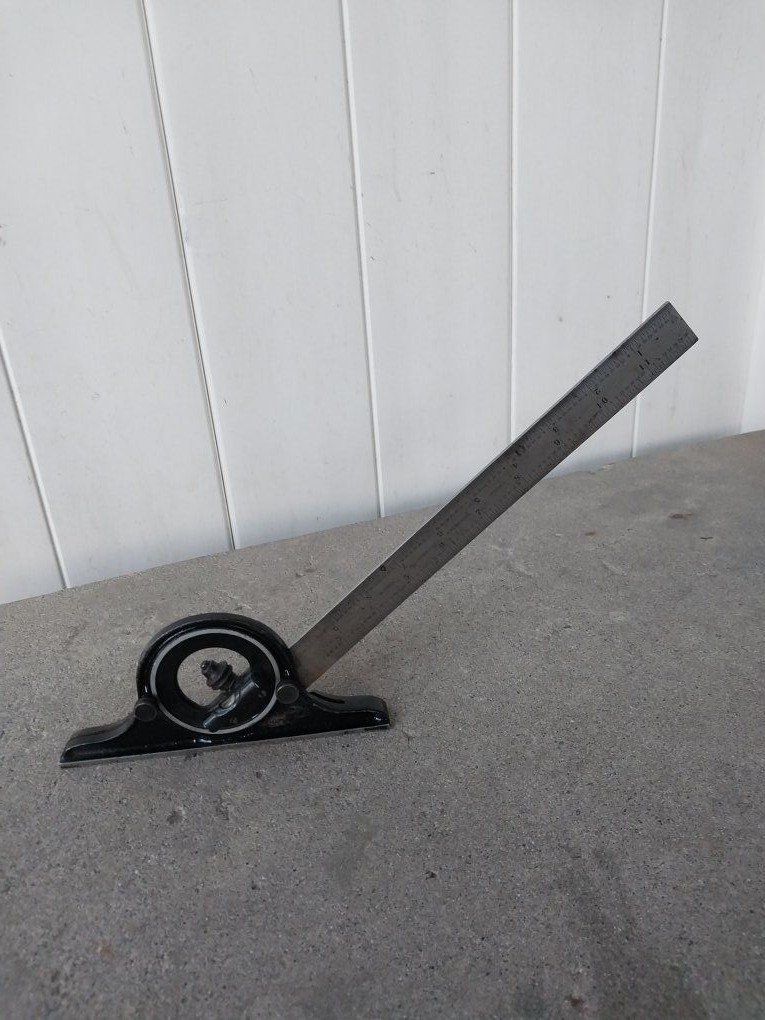 Main image 4