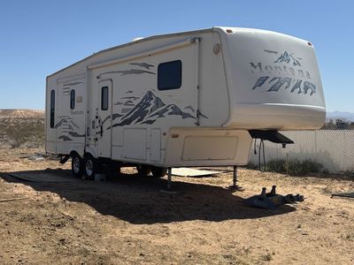 2005 Keystone Montana