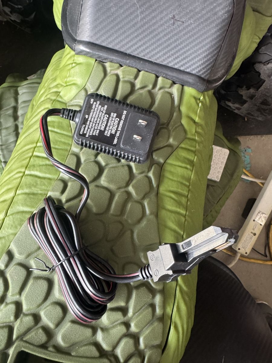 Main image 3
