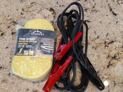 NEW Tow Strap & Jumper Cables Bundle