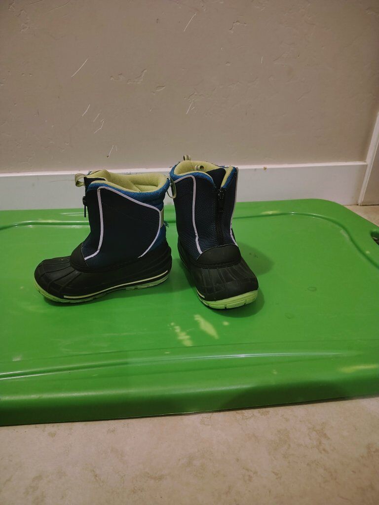 Kid's Snow Boots Size 11