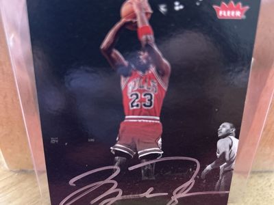 Michael Jordan Autograph 2007-08 Fleer Season Moments Chicago Bulls NBA Basketball Hand Signed World Championship