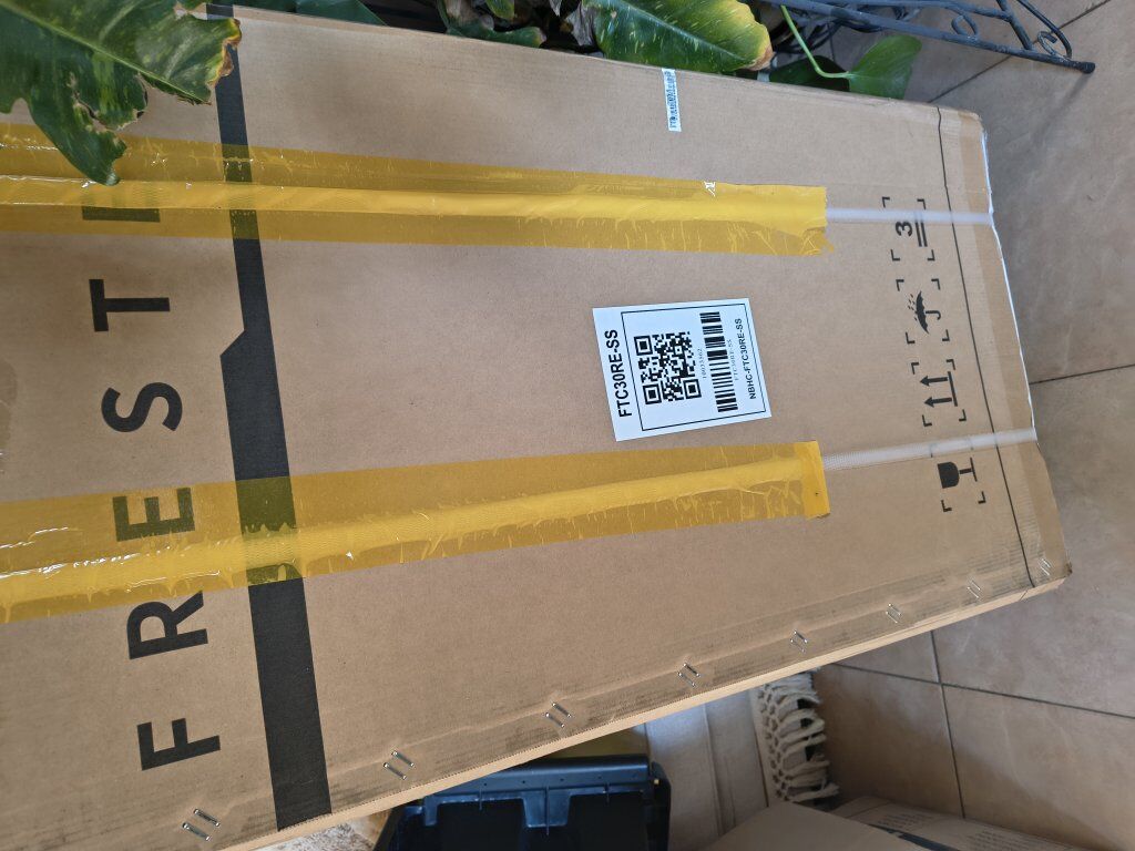 frestec 2 door mini fridge