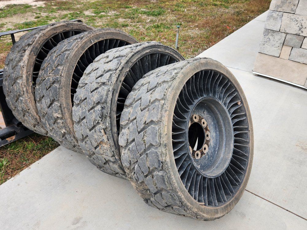 Skid Steer Tires