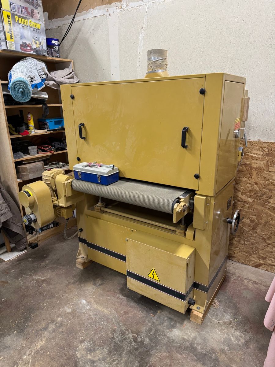 Powermatic Wide Belt Sander 37" wide. Works perfect!!