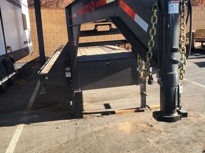 Maxx-D Gooseneck equipment trailer