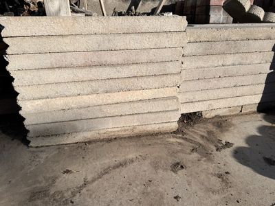 Concrete Garden Landscape Edging Blocks and Curved Border Stones