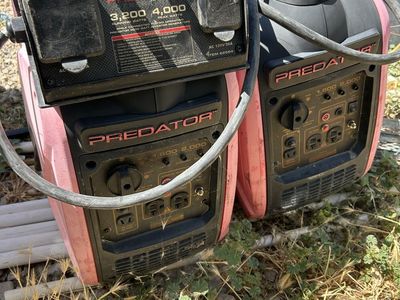 Pair of Predator 3200/4000W Inverter Generators with Parallel Kit