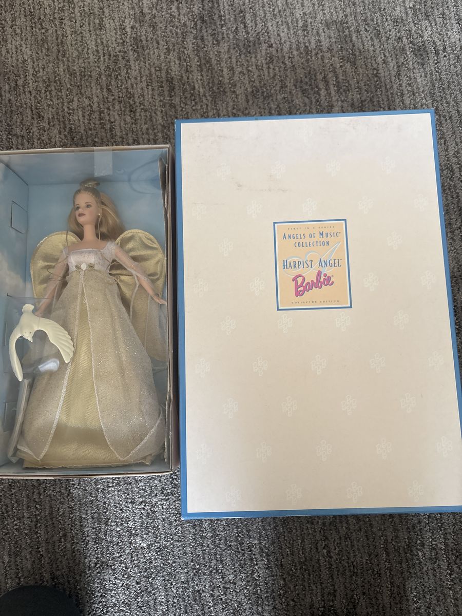 Vintage Barbies 1999, 1997 NIB
