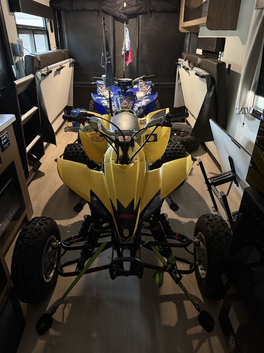 Yamaha yfz450r ATV Yellow - Used