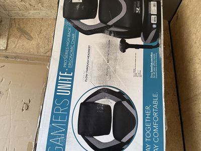 Gamers unite Pro-series Gaming Chair