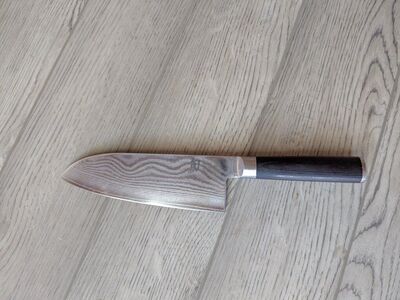 Shun Classic Wide Santoku 7 1/2, VG-Max Damascus