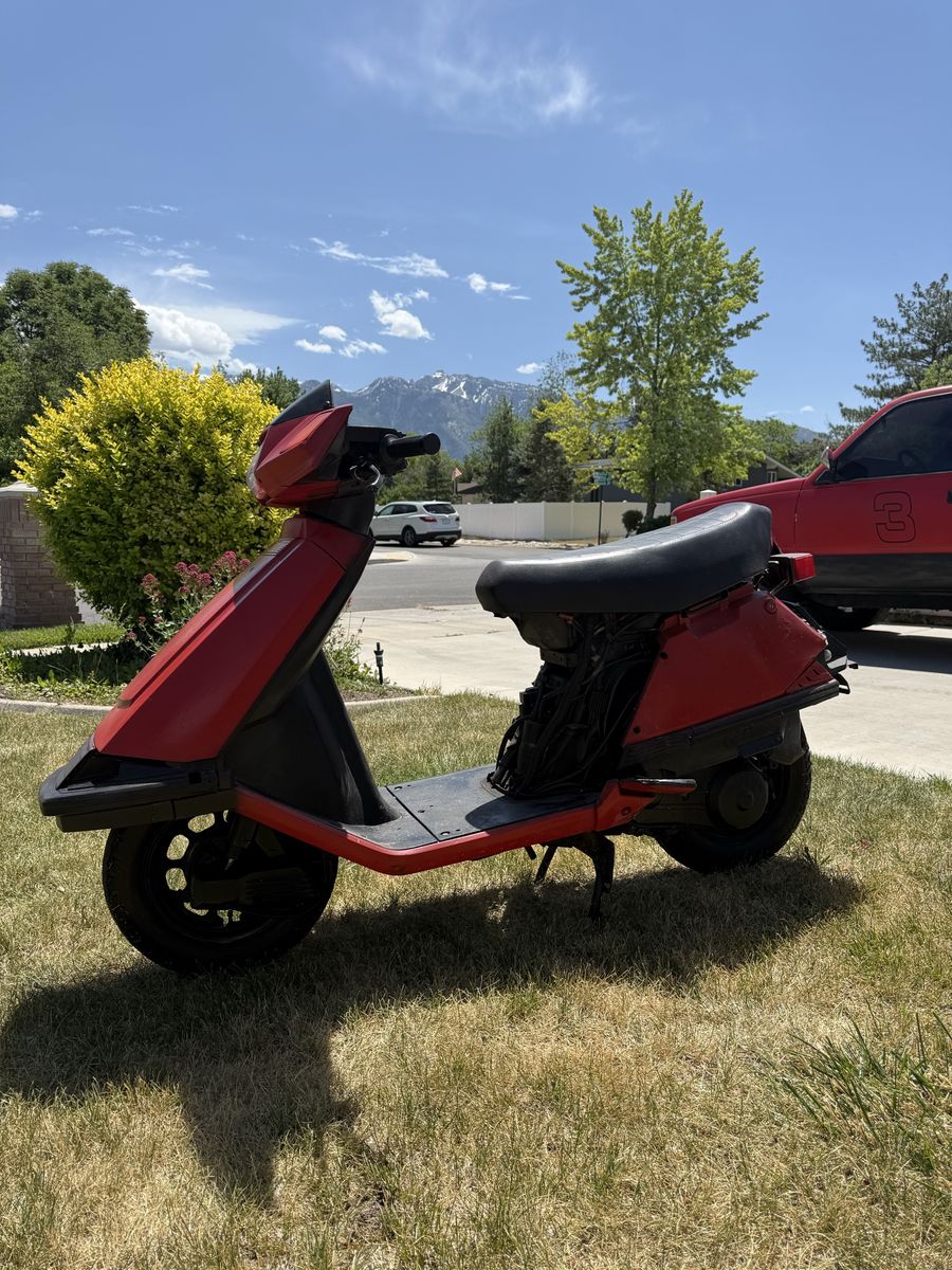 1990 Honda Elite 80