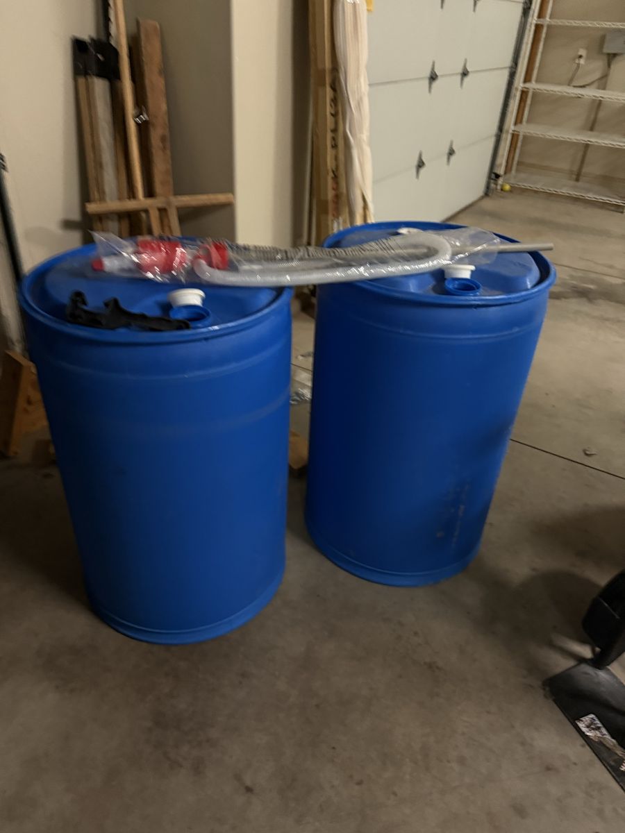 55 gal water storage barrels