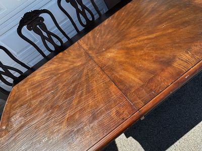Beautiful 8 Seat Table (needs some Love)