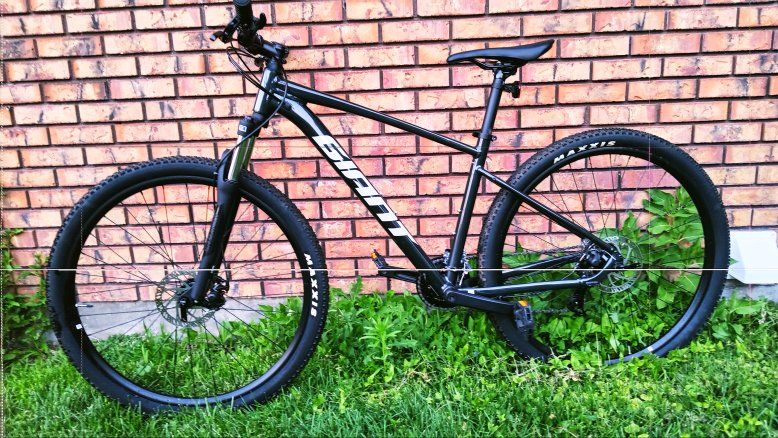 GIANT Talon IV