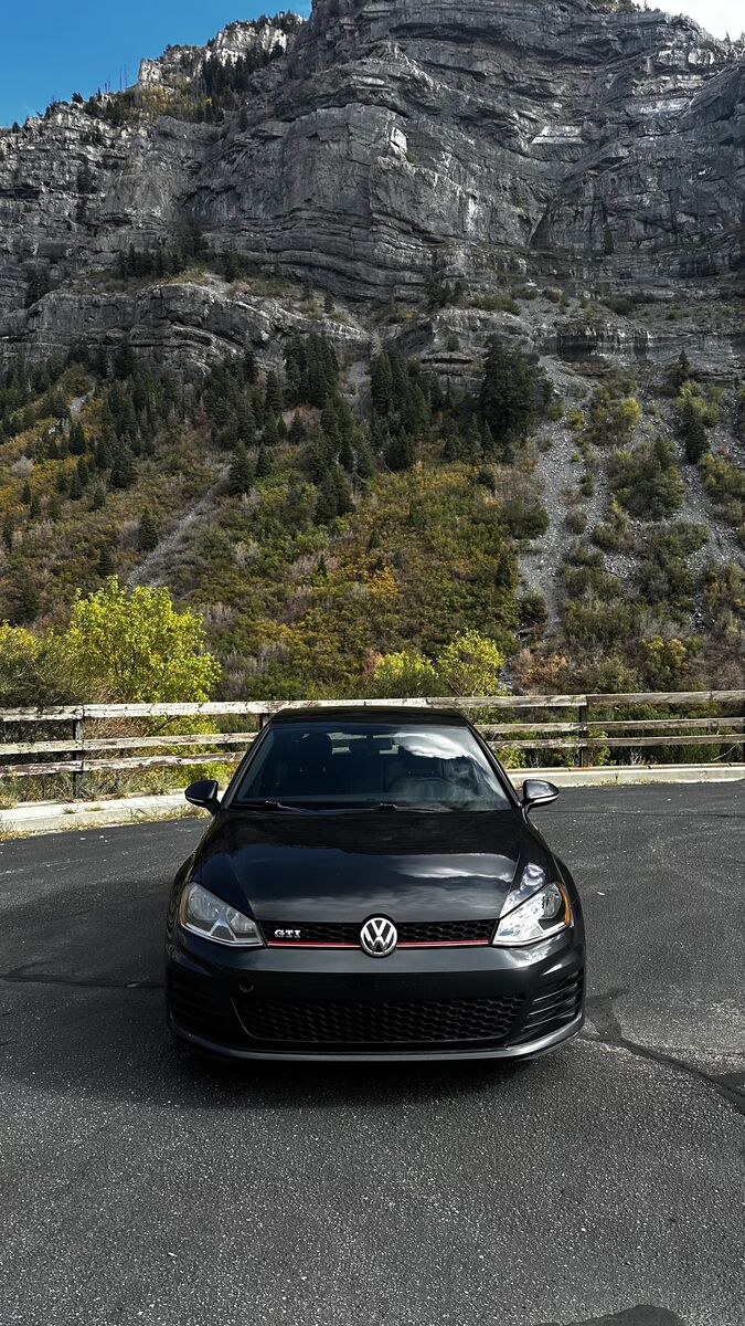 2016 VOLKSWAGEN GOLF GTI Autobahn