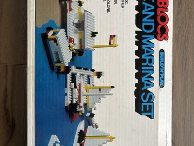 Vintage Loc Blocs Boat and Marina Set - Build'N'Play Construction Toy with Instructions - Complete?