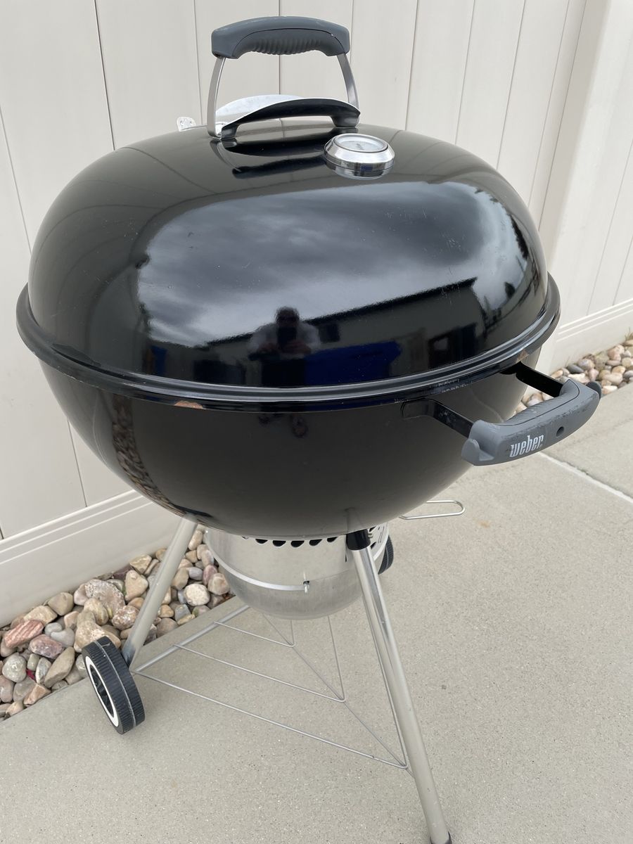 Weber 22" Original Kettle Charcoal Grill - Black with Built-in Thermometer & Ash Catcher