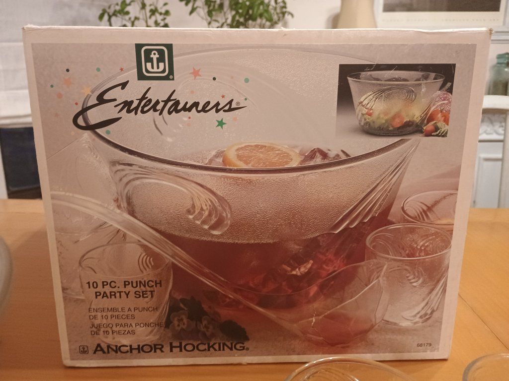 MCM Anchor Hocking Entertainers Punch Party Set - Large Bowl & 13 Cups
