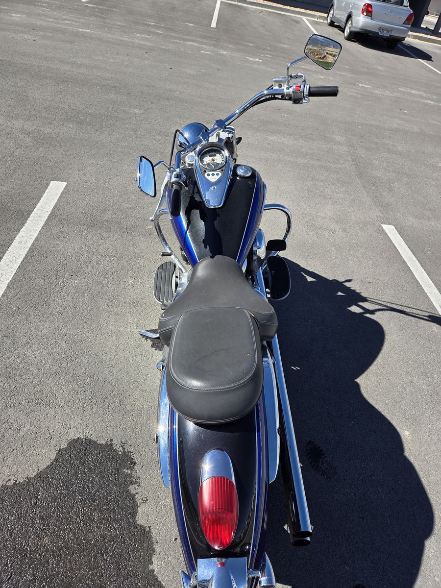 Kawasaki vulcan 900 classic