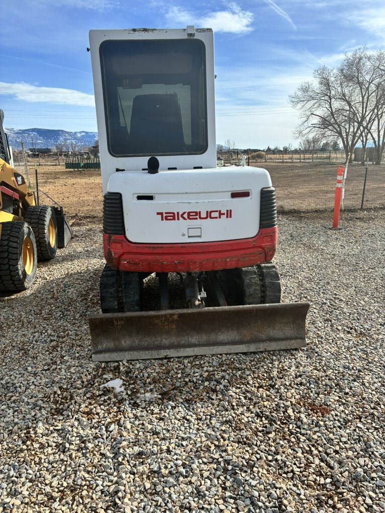 2005 Takeuchi Tb135 Mini X