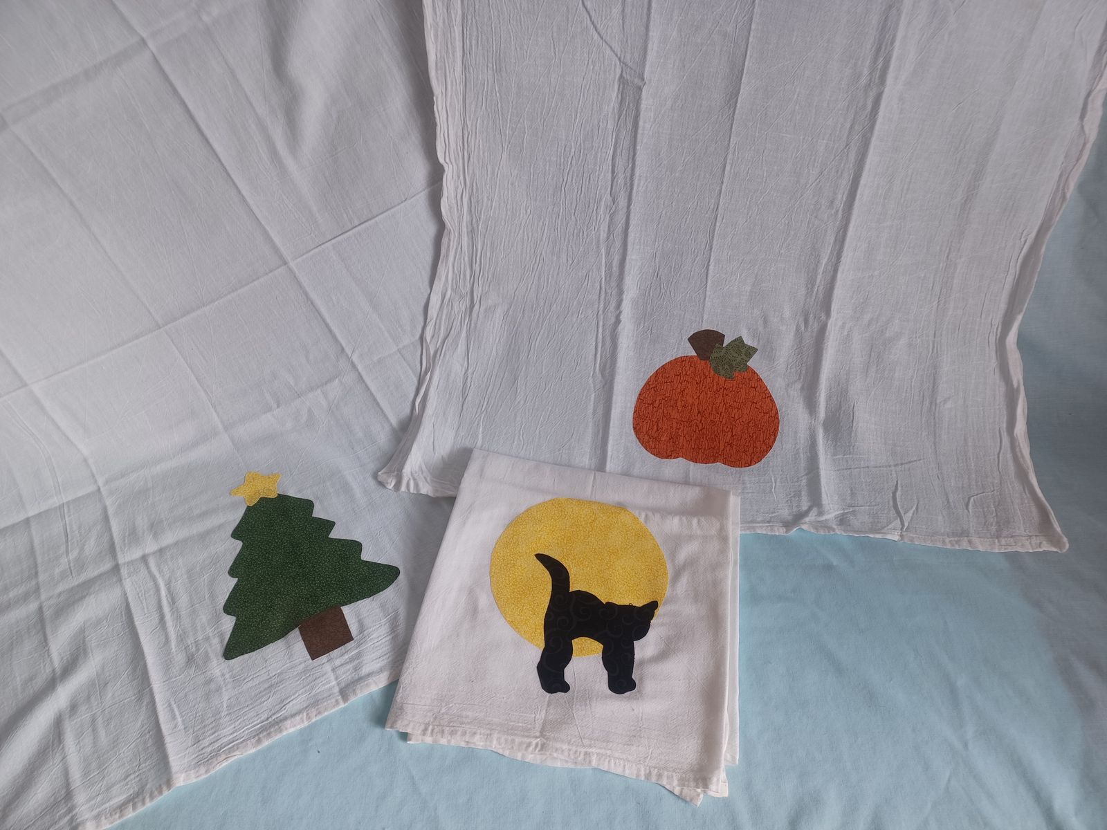 New!  Holiday Decorative Tea Towels - Set of 3