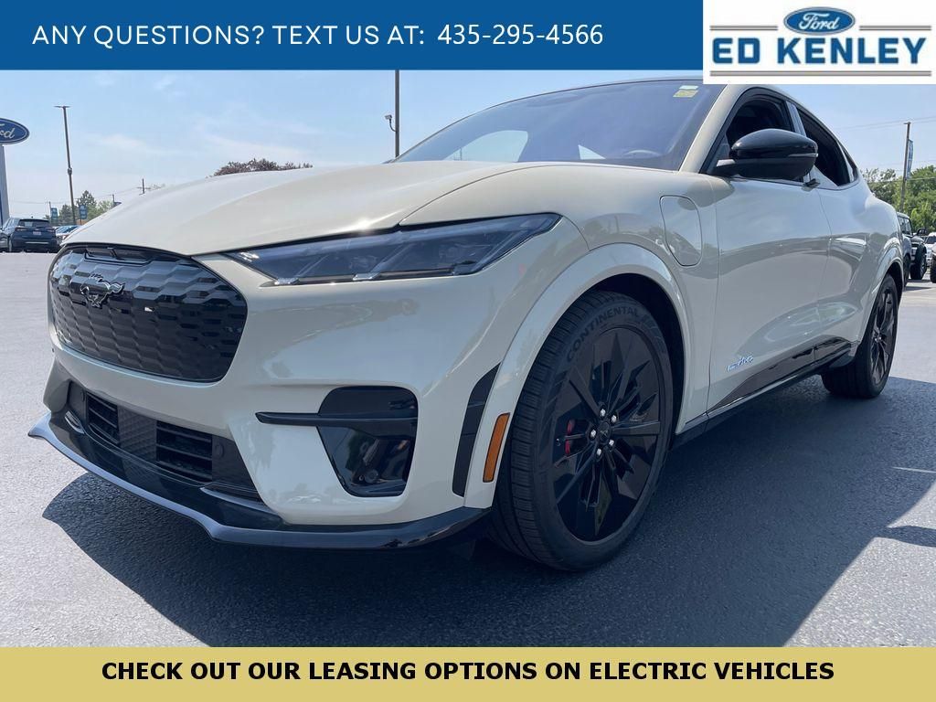 2025 Ford Mustang Mach-E GT
