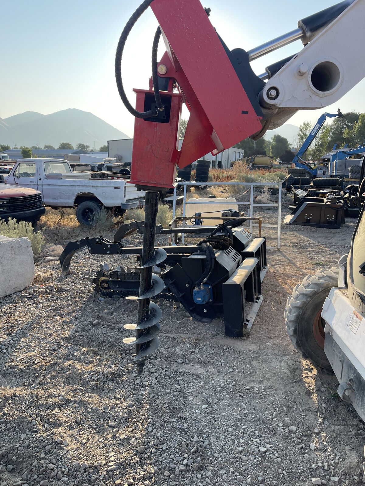 2025 GIYI GY-SA Skid Steer Auger Attachment