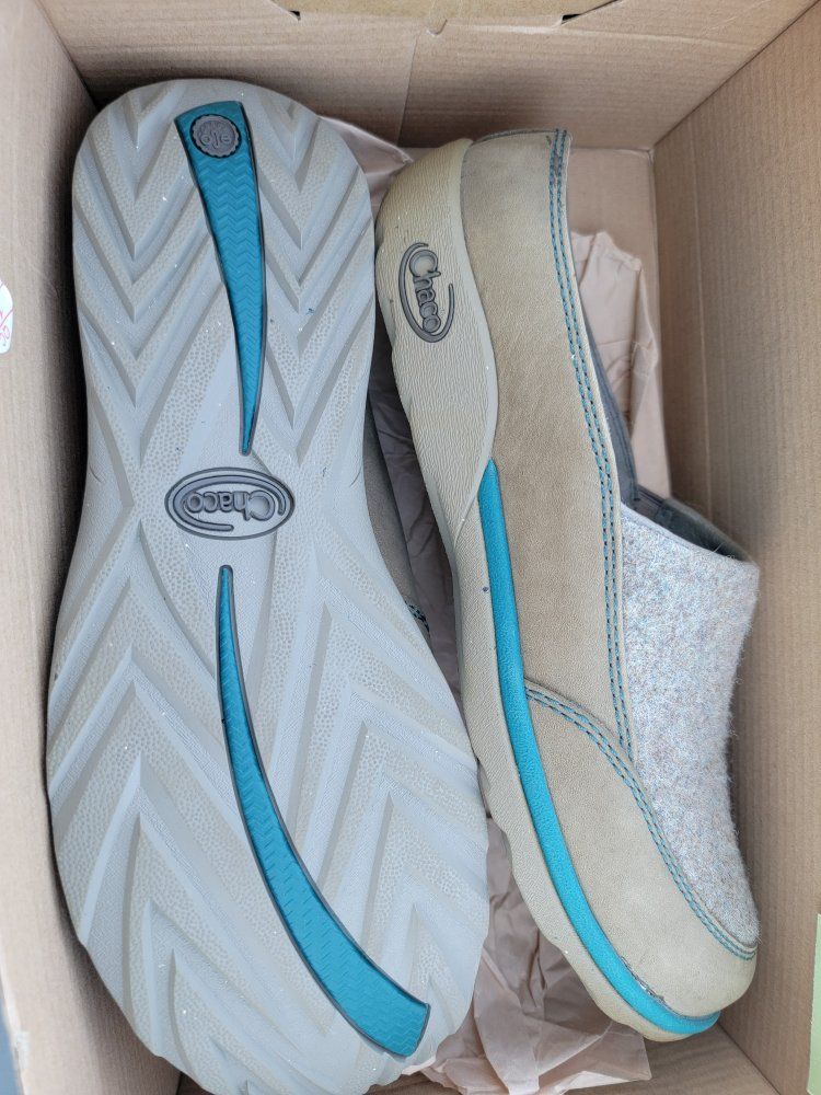 Chaco Quinn sandstone size 9 women's