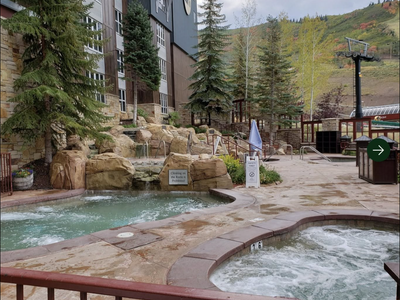 Marriott Mountainside - Fall Break