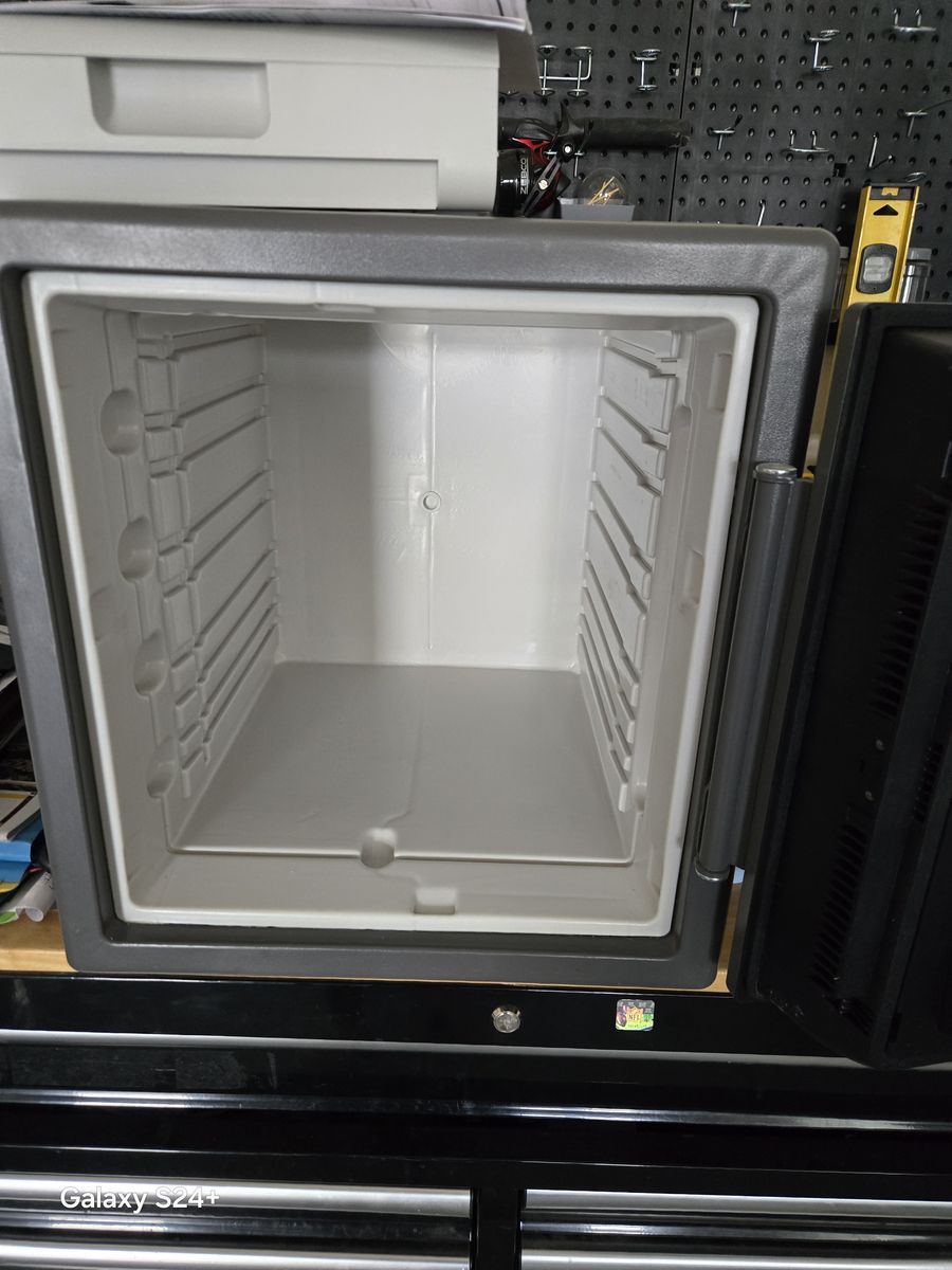 Main image 5