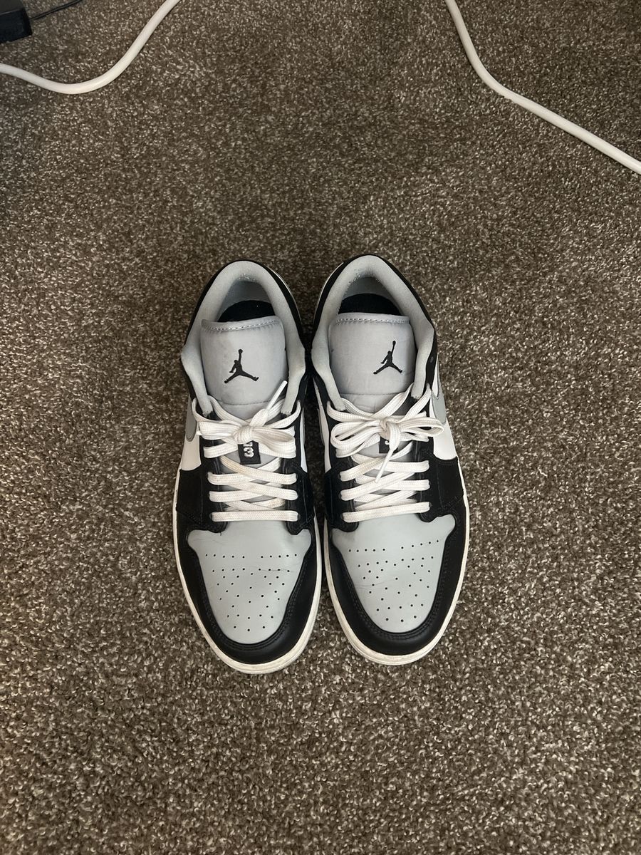 Nike Air Jordan 1 Low Shadow Toe Mens Size 11 Black Grey White Sneakers