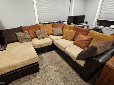 couch / sectional