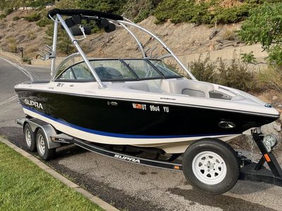 Supra 21V Ski and Wakeboard Boat with Tower and Trailer