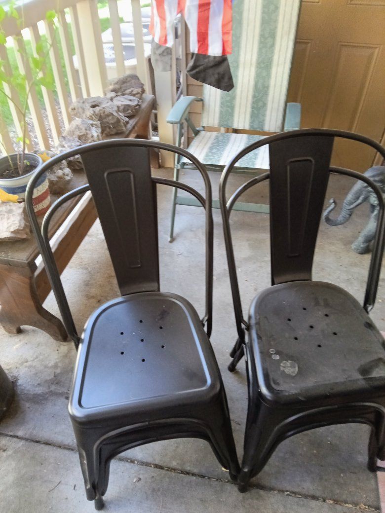 Black Metal Chair 4 total - Industrial Style Dining/Accent Chair