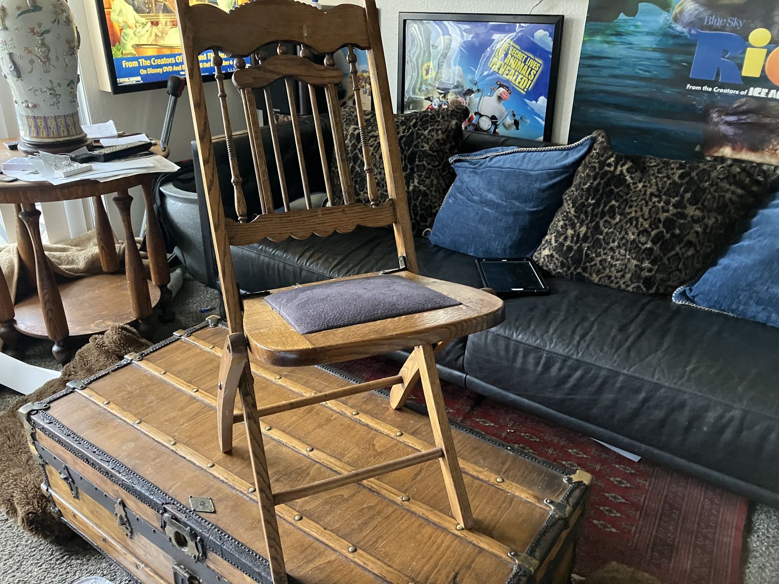 Vintage Oak Wood Folding Chair with Scalloped Back and Upholstered Seat