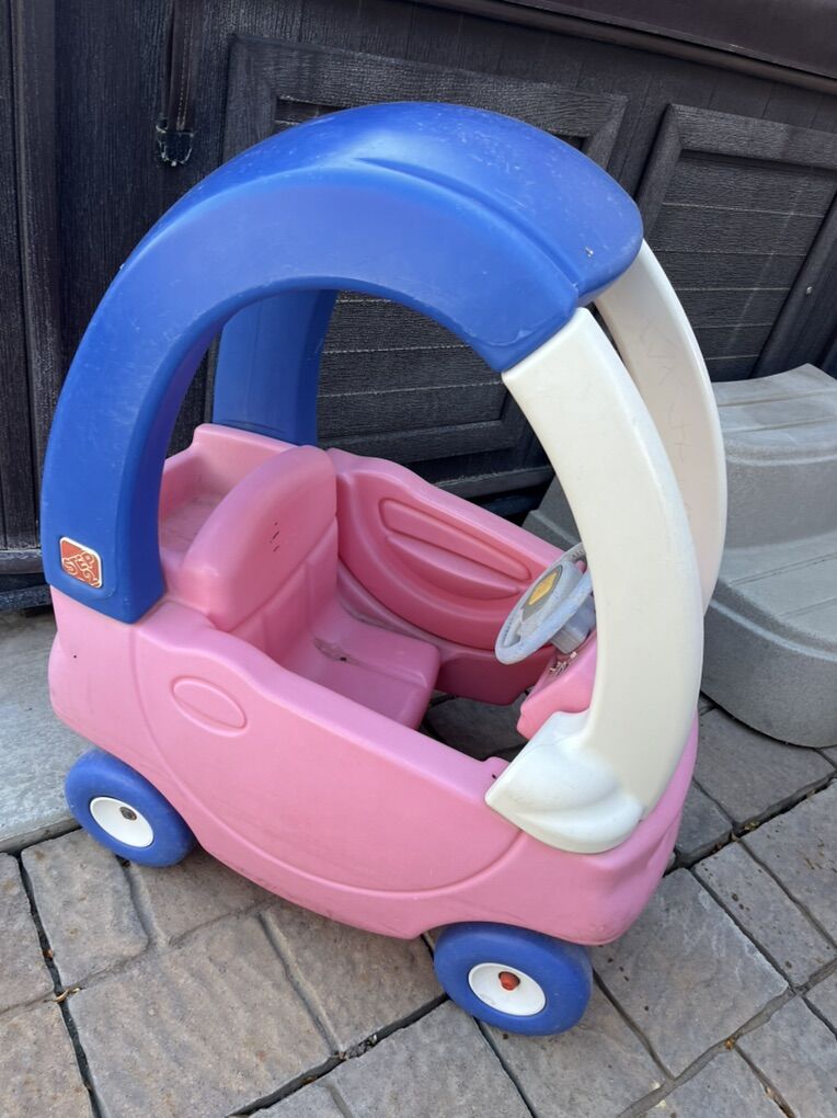 Pink/blue Cozy Coupe Car Step 2 Brand