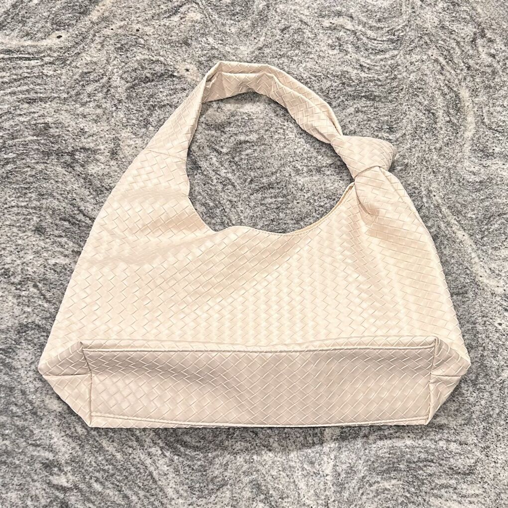New Women's Hobo Style Handbag