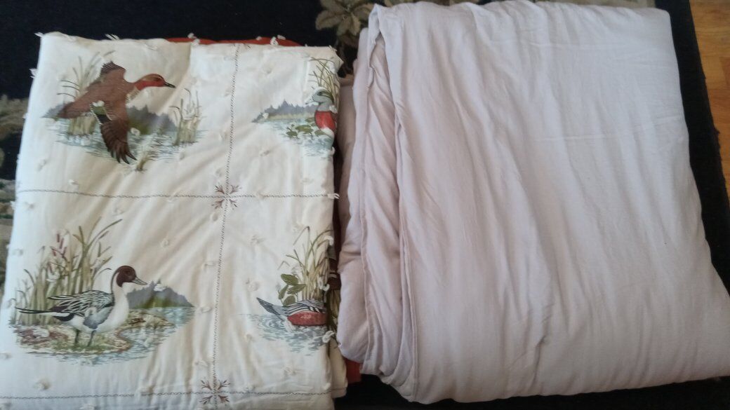 Queen Sized 1 Duck Quilt & 1 Grey Comforter