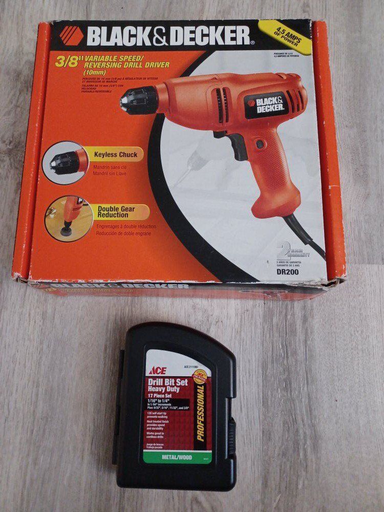 B&D Drill with Professional ACE Drill Bit Set