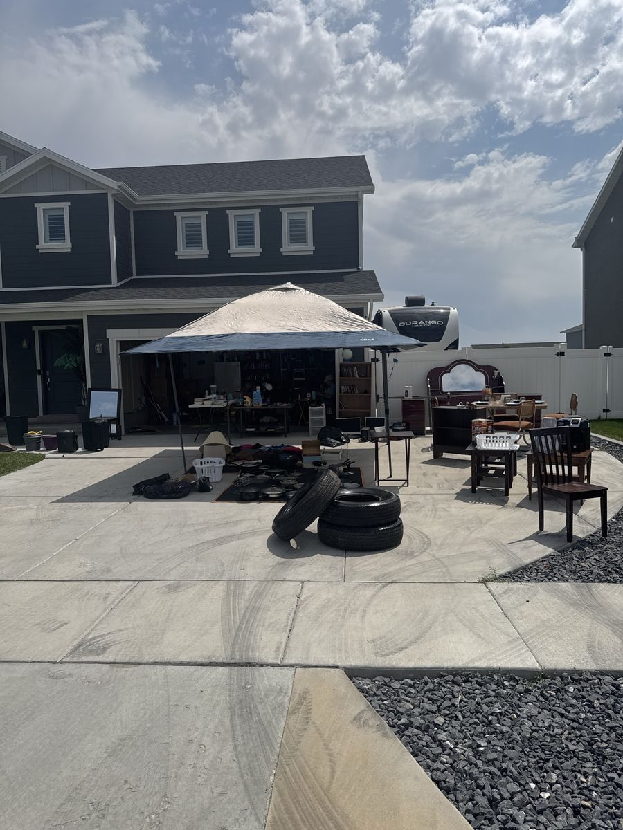 Yard sale 4113 w 6075 s Roy
