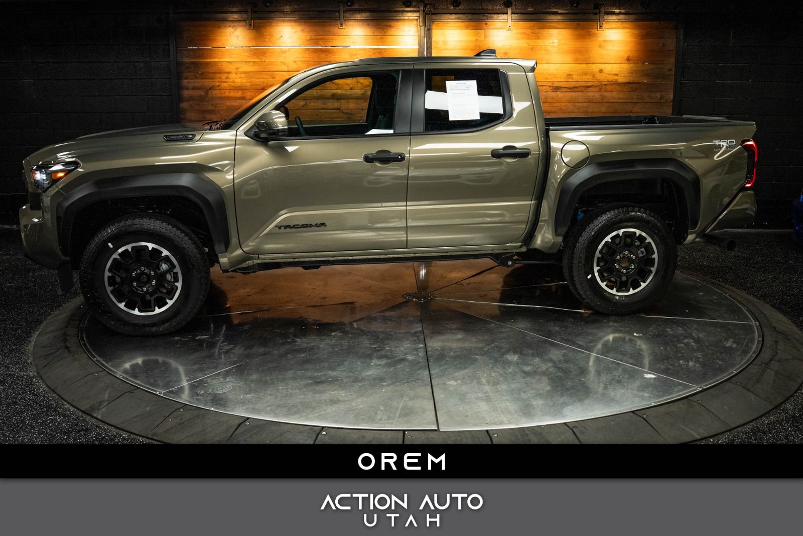 2025 Toyota Tacoma TRD Off-Road HV